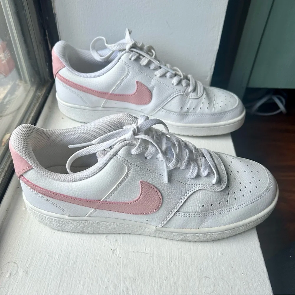 Nike Court Vision Low Next Nature Women's Size 10 White Pink Sneakers Basketball